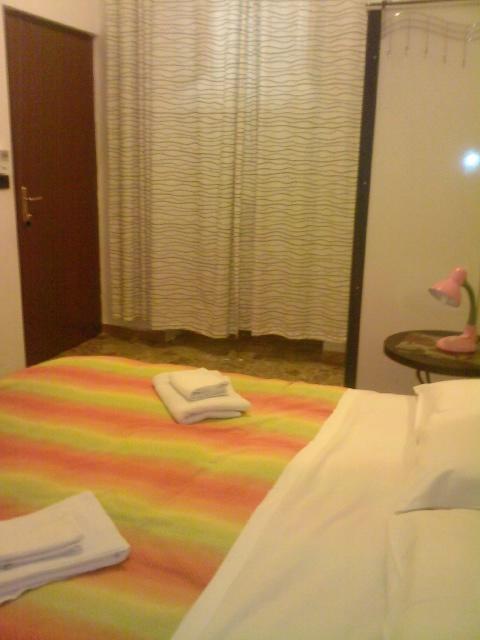 Roma Prince Inn Accommodation Affittacamere Roma