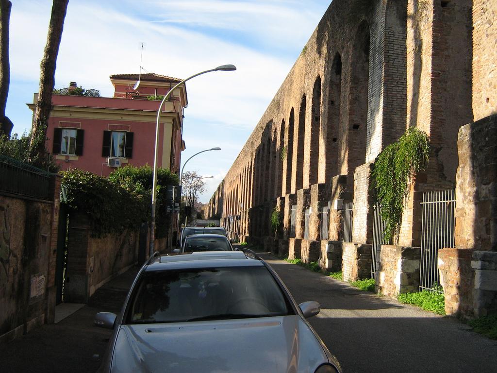 Happy Friends Apartment Rome