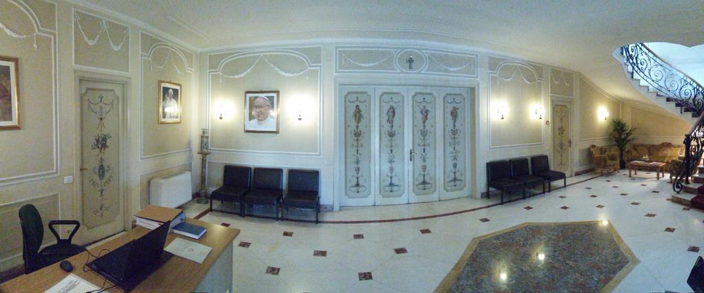Casa Per Ferie Cardinal G. Guarino *