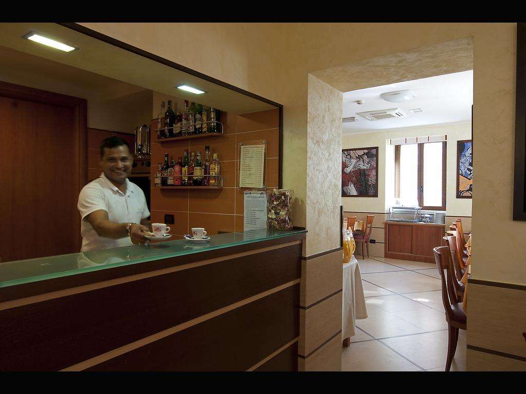 Hotel Lirico 3*