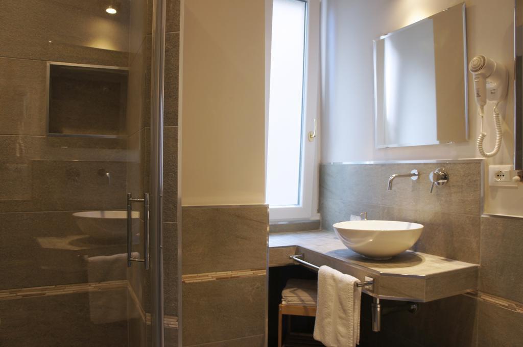 Couette-café Roman Suite Guest House *