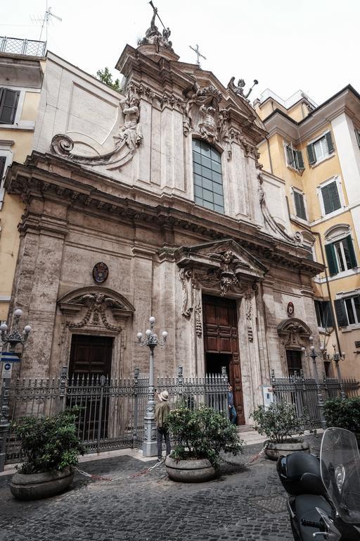Piazza Navona Artist Loft *