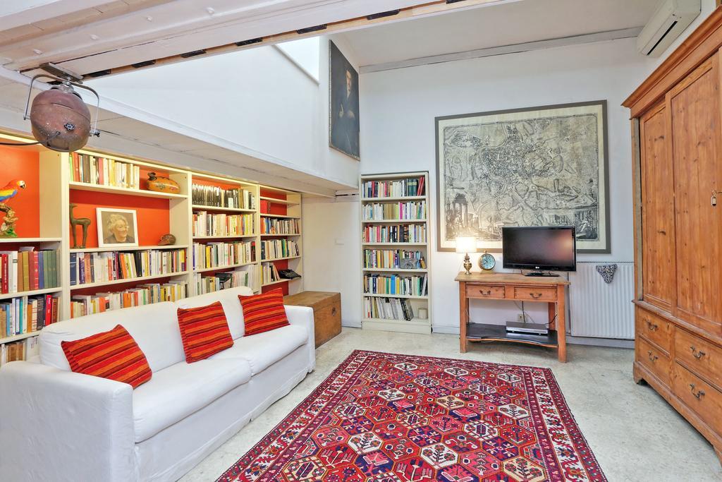 Navonaloft Apartment