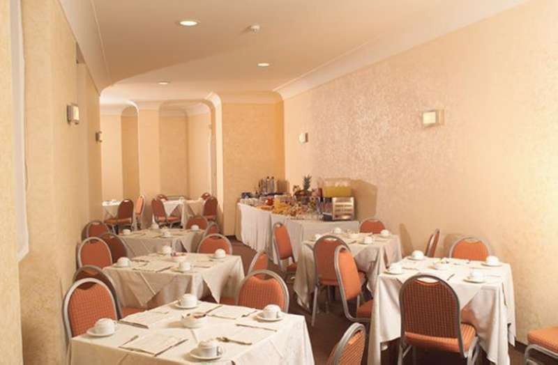 Saint Paul Hotel 4*