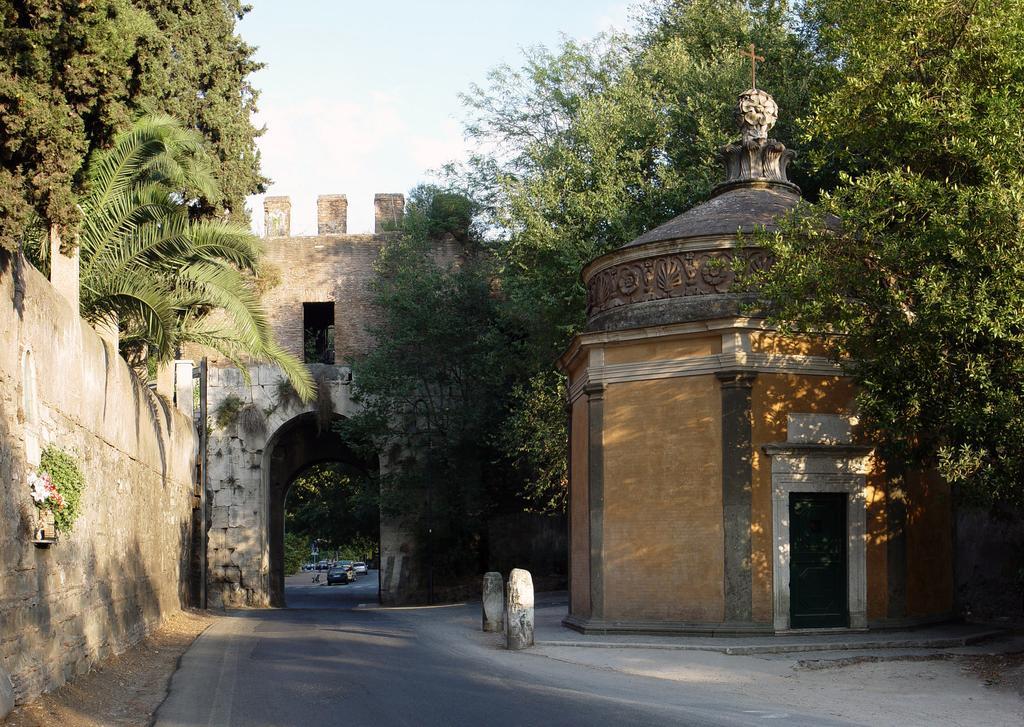 Porta Latina Apartment