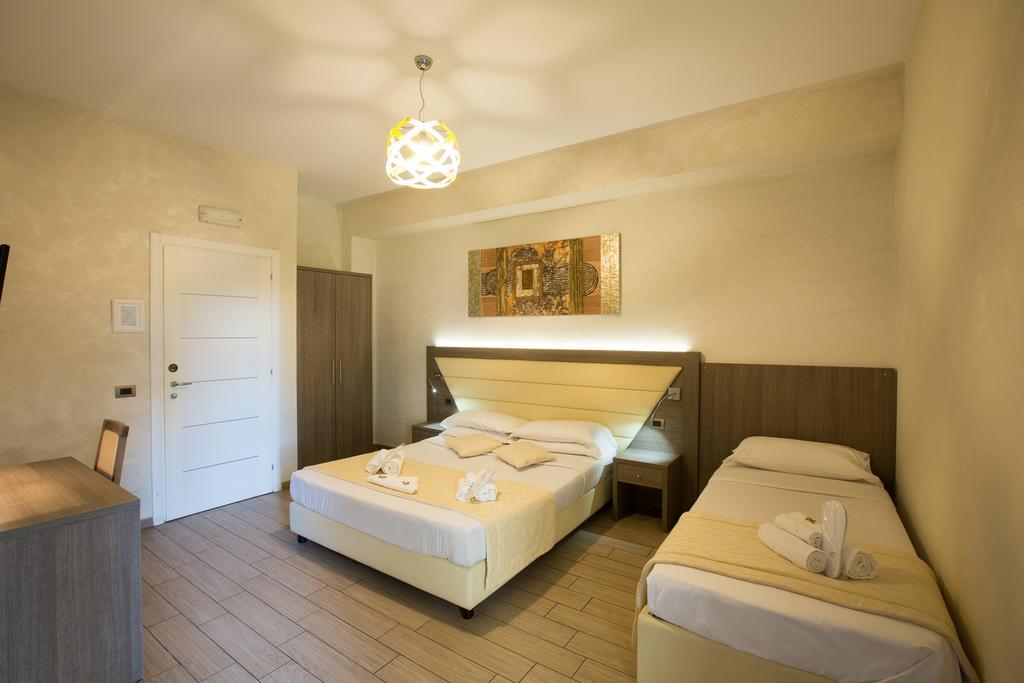 Couette-café Relais Tiburtina