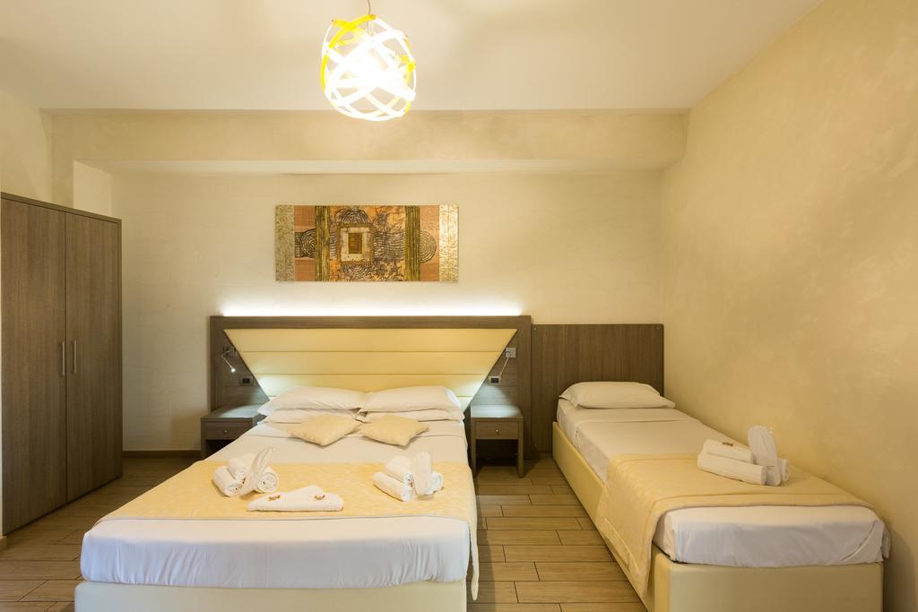 Relais Tiburtina Couette-café