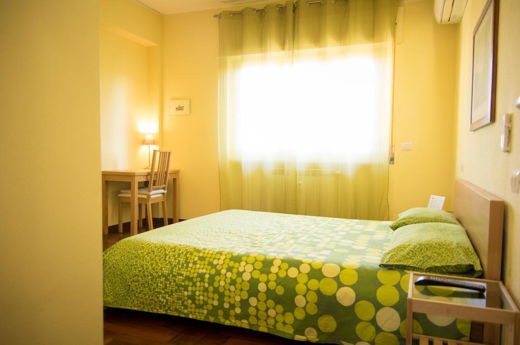 Belon B&B Poli Casilino Bed & Breakfast 2*