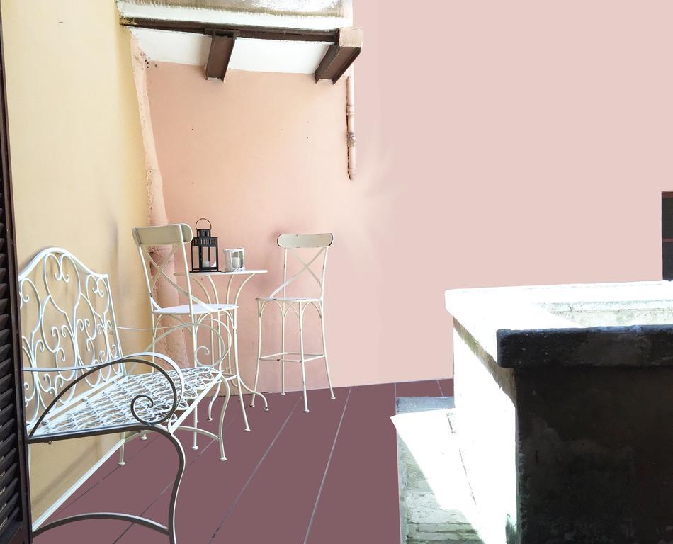 Apartment Inside Trastevere, Apt With Terrace *