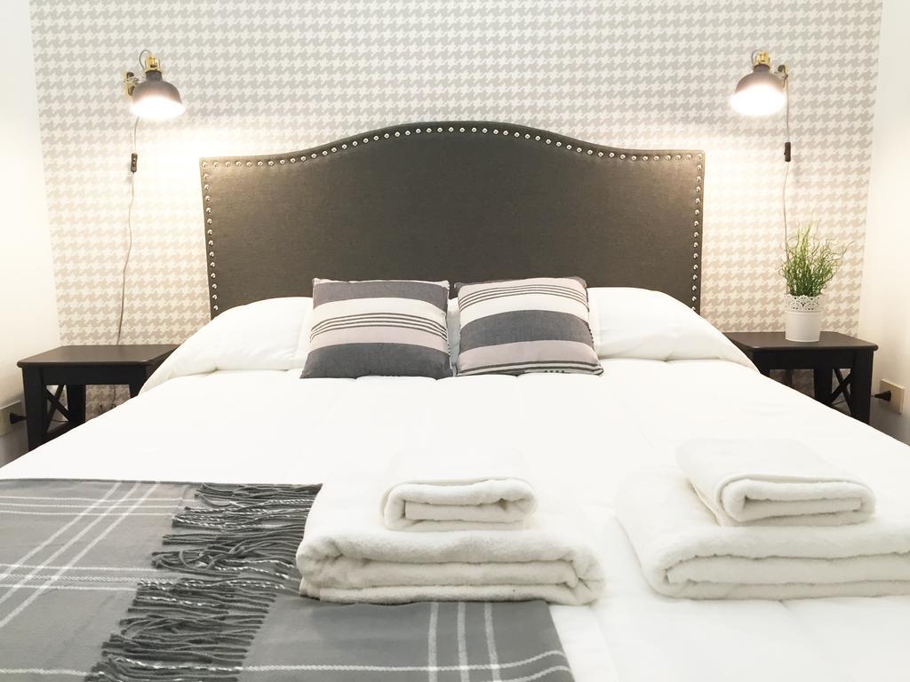 Inside Trastevere, Apt With Terrace Apartment Rome