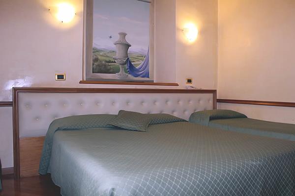 Regina Margherita 3* Rome