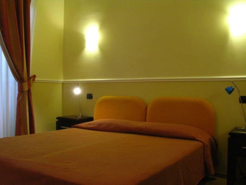 Everest Hotel Rome
