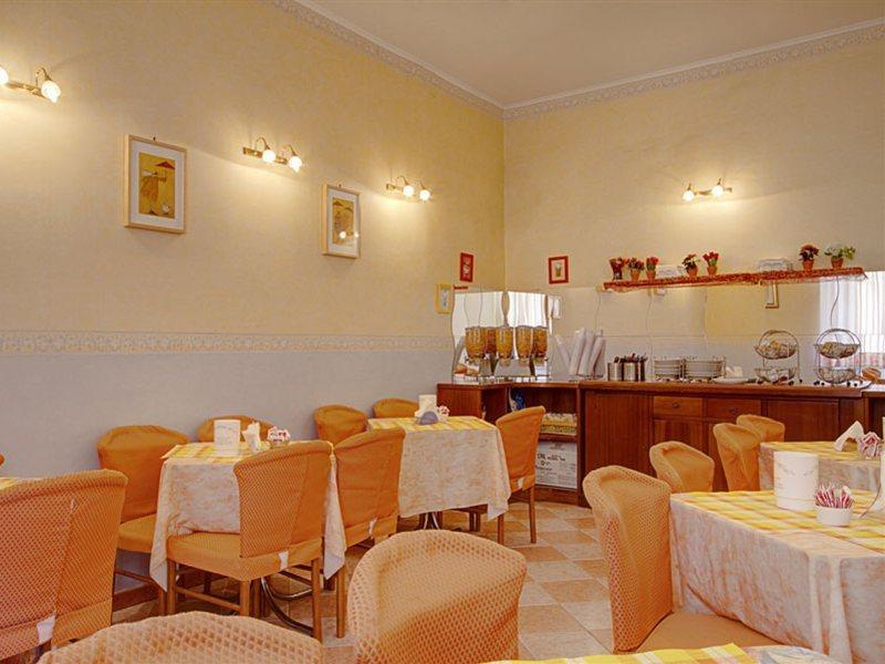 Aquarium Hotel