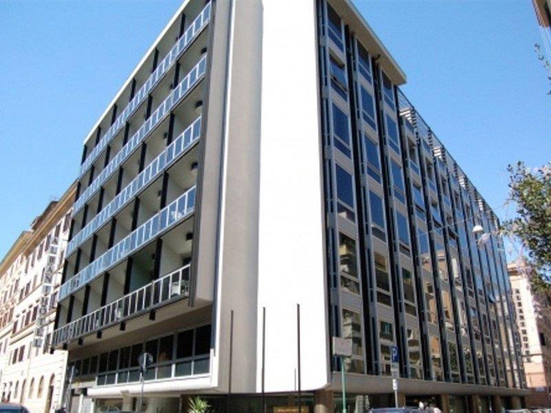 Hotel Albani 4*
