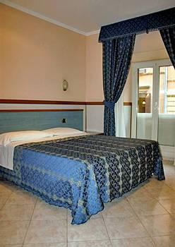 Hotel Planet 2*