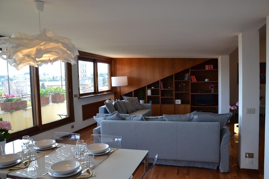Penthouse Cardello Colosseum * Rome