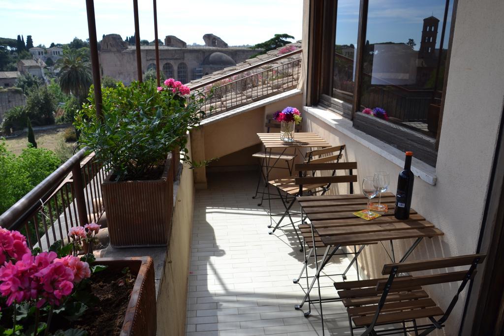 Penthouse Cardello Colosseum Apartment Rome