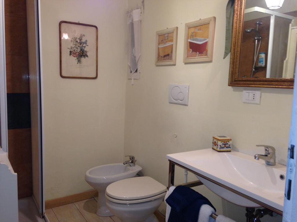 Apartment Via Giulia Rome