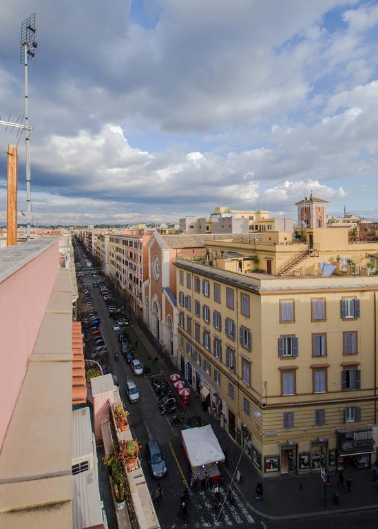 91-s. Peter Gasthuis Rome