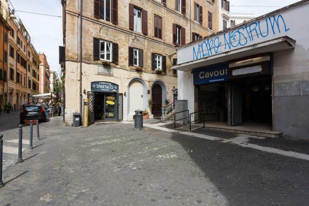 Colosseum By Alice Apartment *