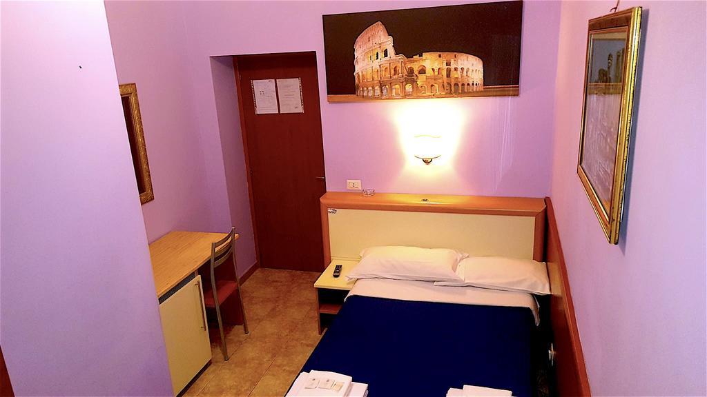 Casa de hóspedes Domus Aurora 3*
