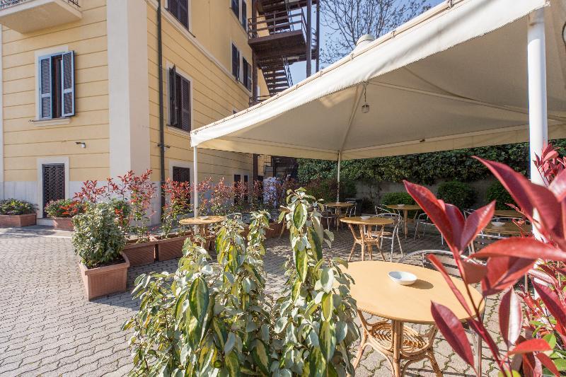 Hotel Romoli 3*