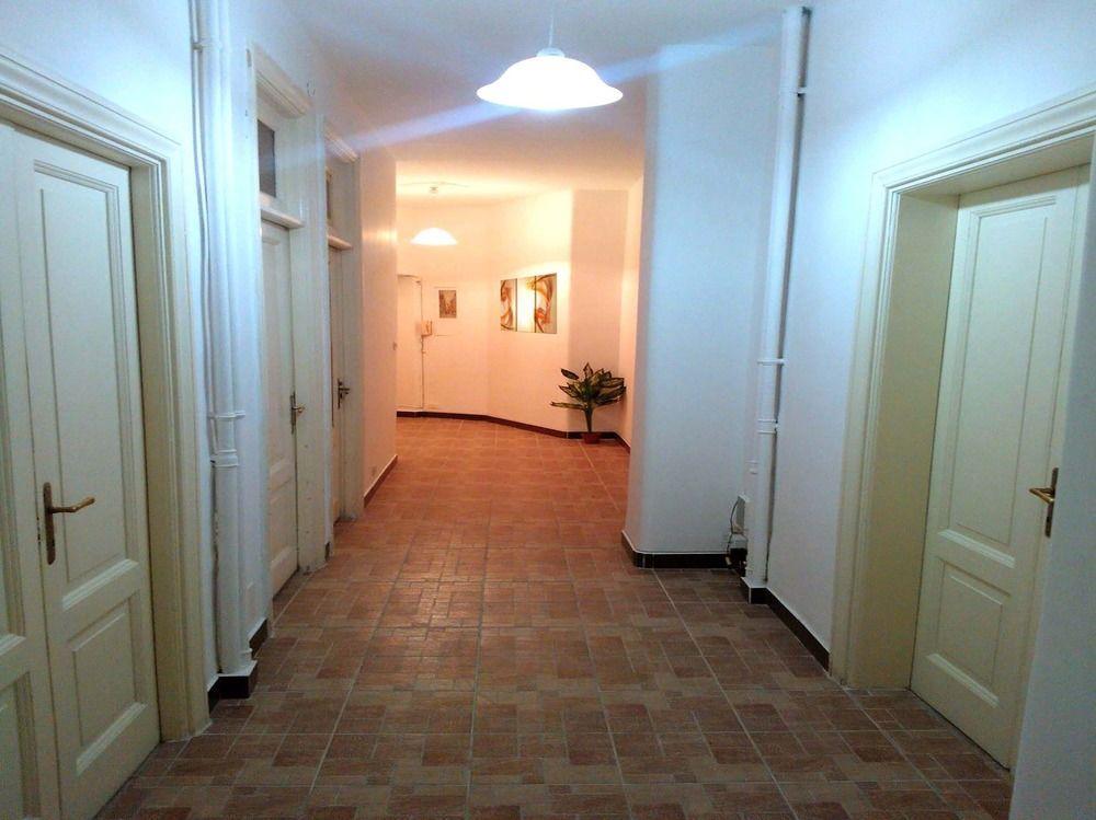 Luna Hotel