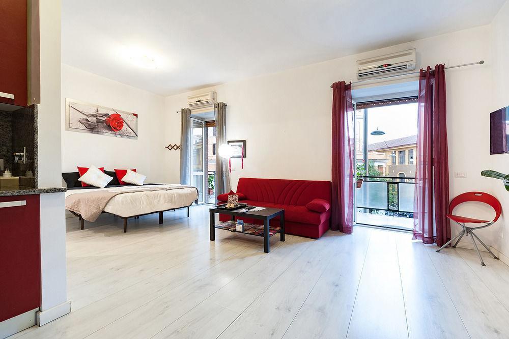 Luna Rome