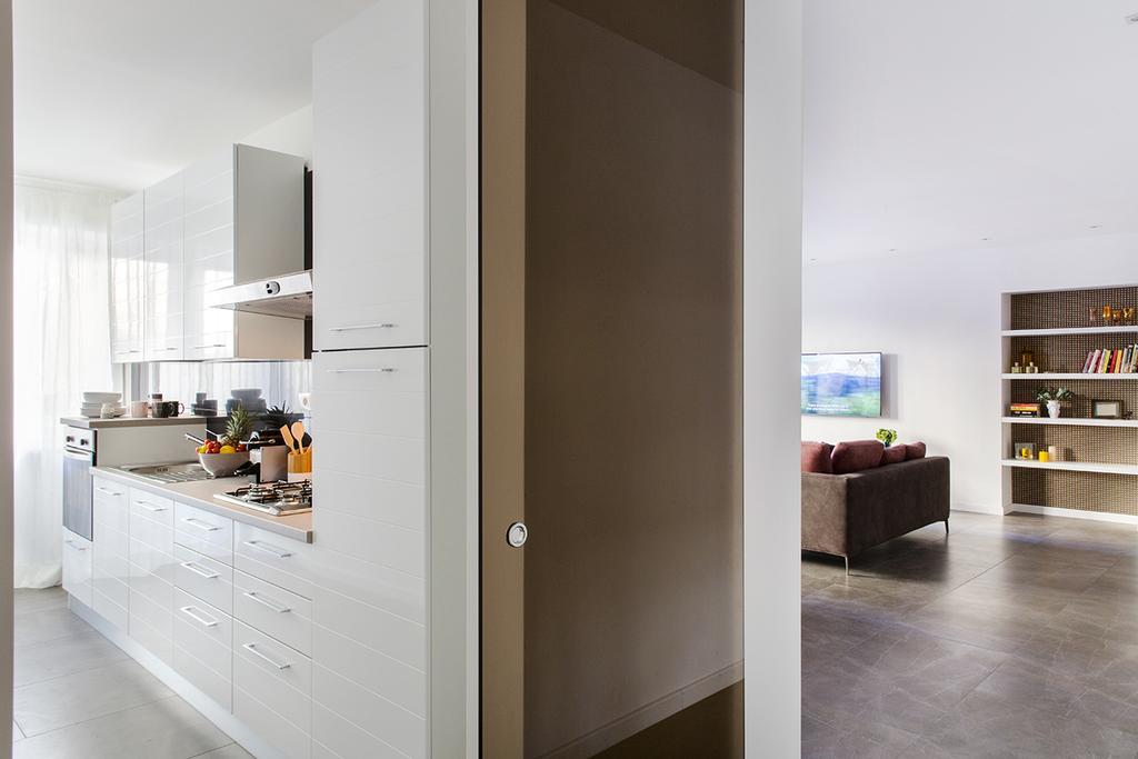 60 Apartment *