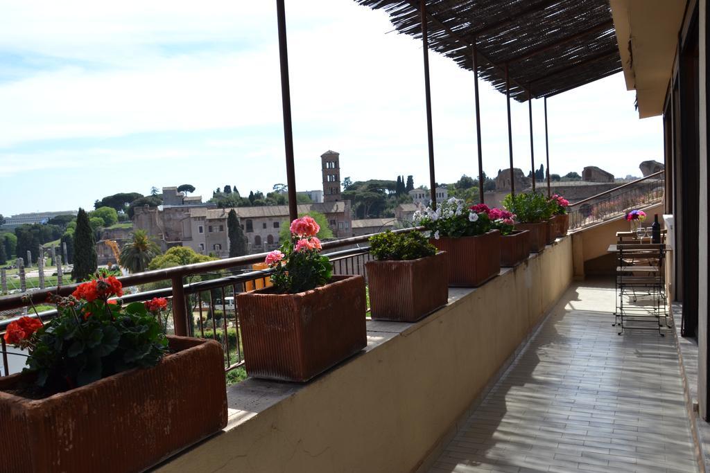 Penthouse Cardello Colosseum * Rome
