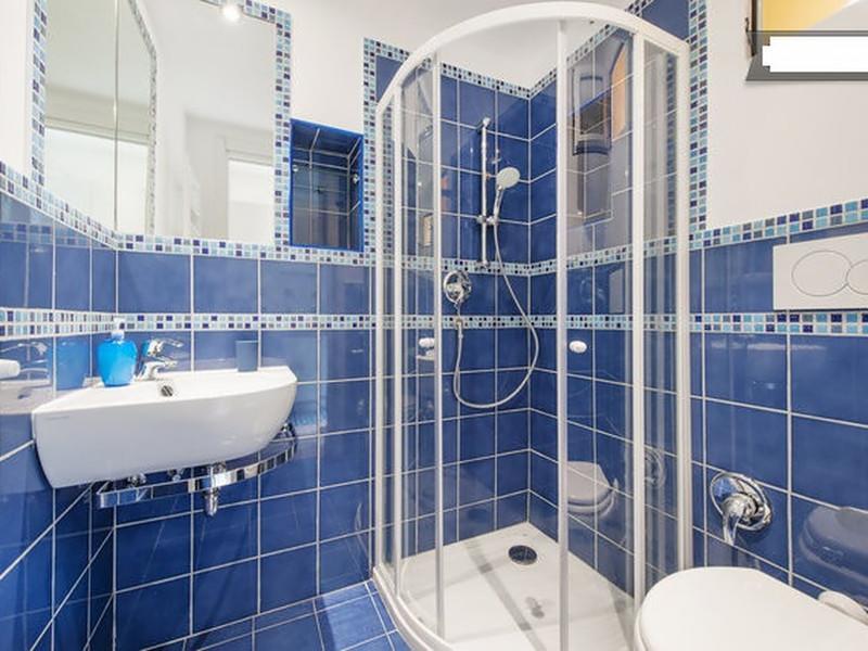 Apartment Cheap And Chic At Coliseum *