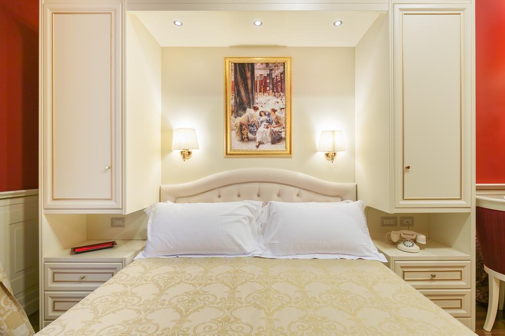 Dimora Frattina Rome