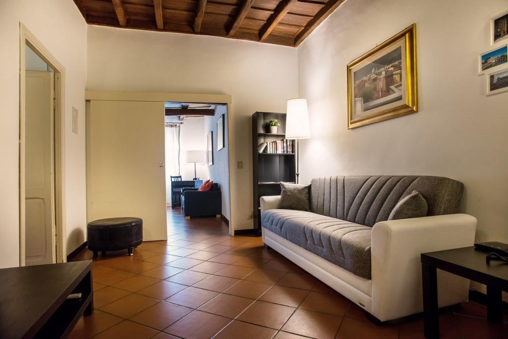 Apartment La Finestra Su Campo De Fiori Rome