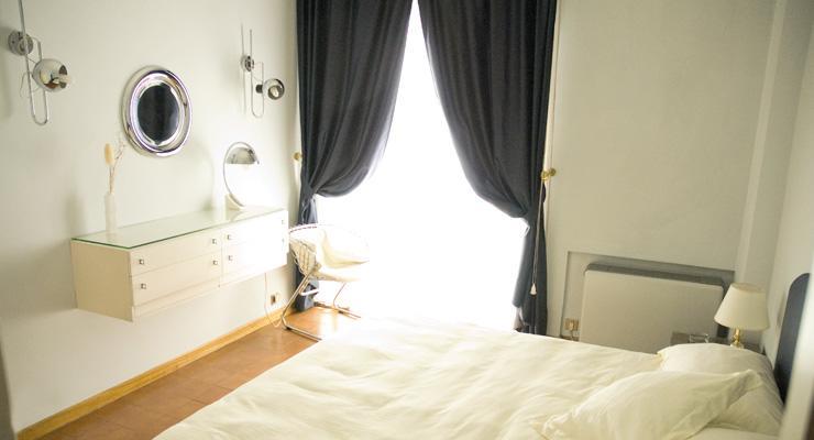 V House Apartment *