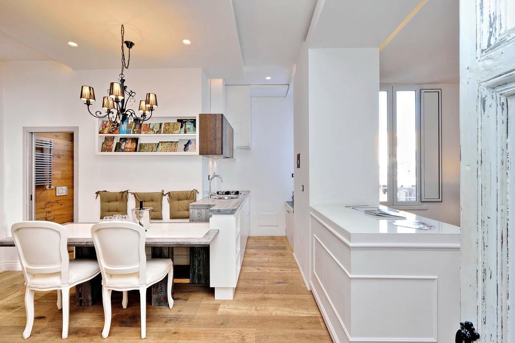 Design Apartment Paulina 300 Mt From Colosseum