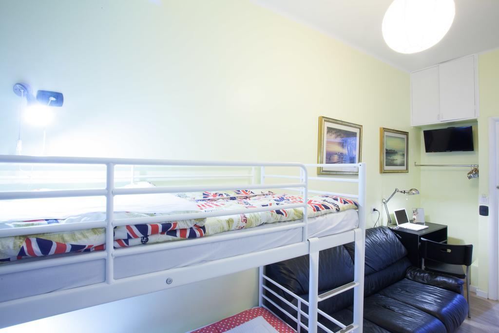 Eva Guest house