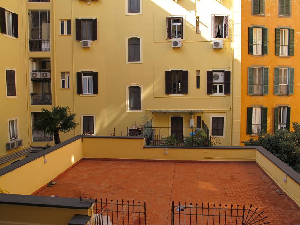 Cimini Near Vatican Guest house