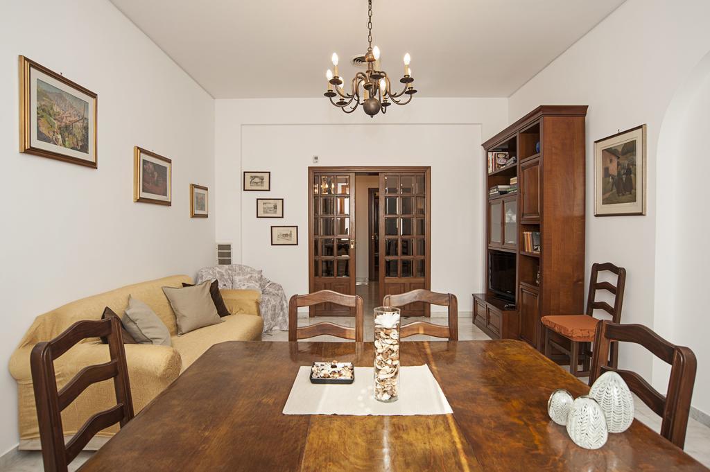 Visconti Holiday House