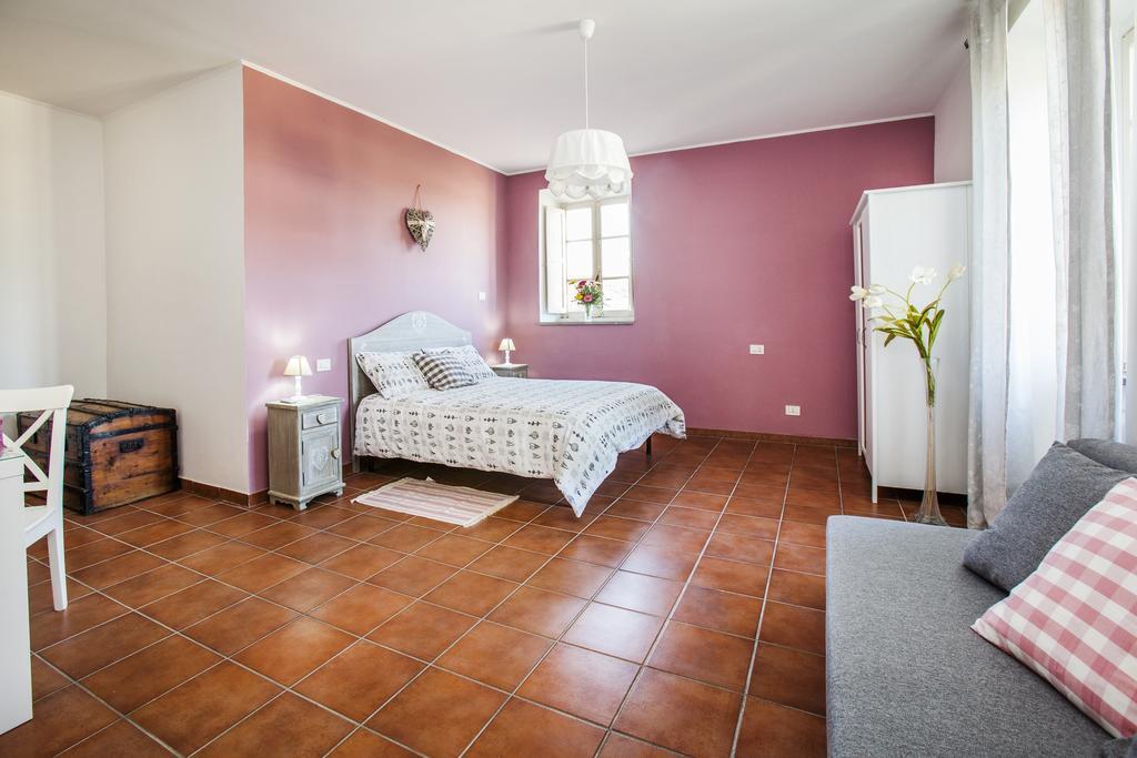 Casale Appio 2* Rome