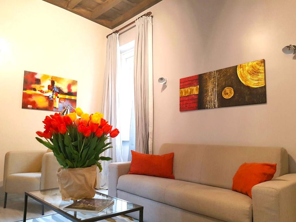 Living Rhome-spanishsteps * Rome