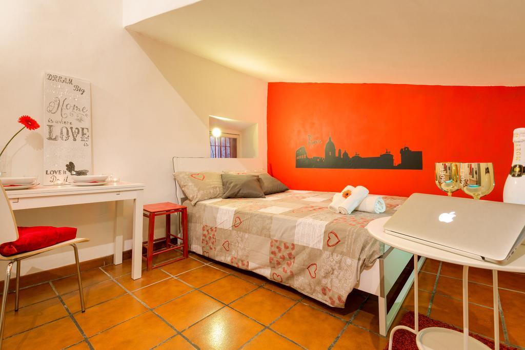 New Pantheon Romantic Holiday home Rome