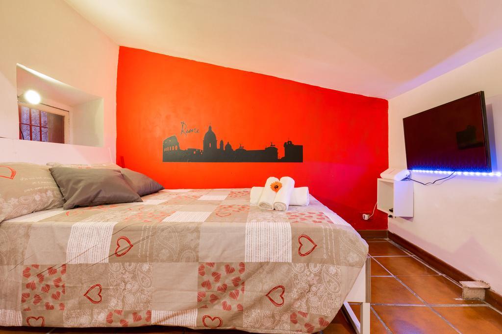 New Pantheon Romantic Holiday home *