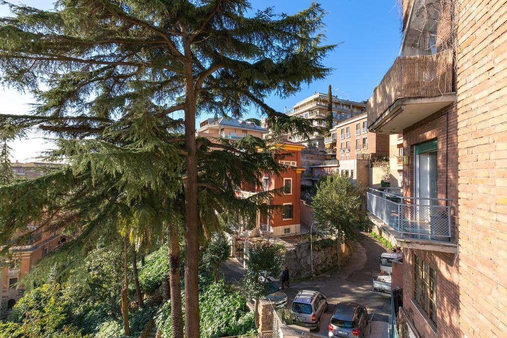 As You Feel Traversari Great View In Trastevere Apartment