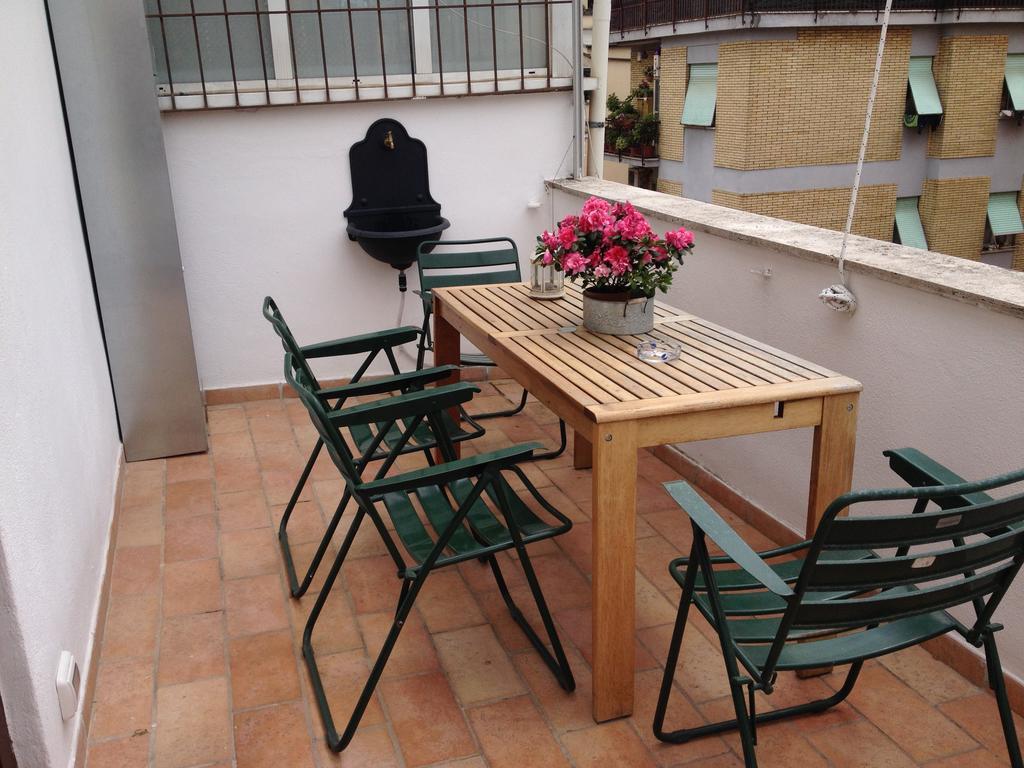 L'attichetto Di Ponte Milvio A Centro Apartment Rome