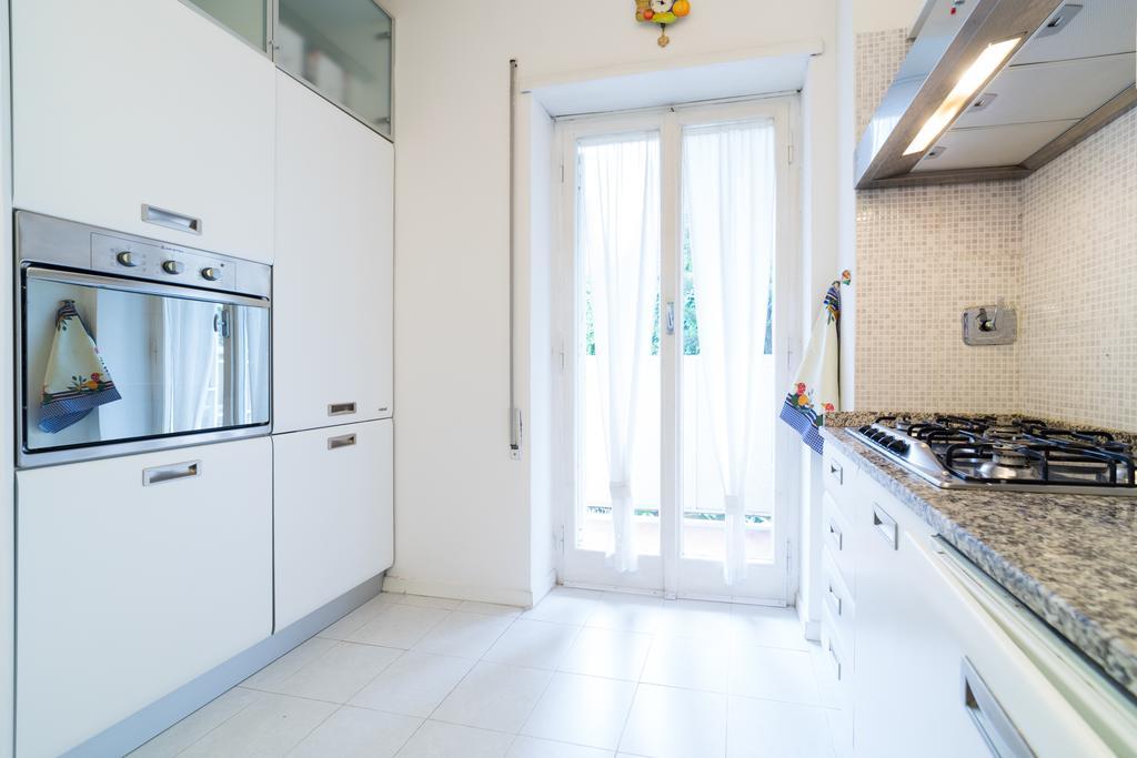Modern Apt Francesco Duodo Apartment Rome