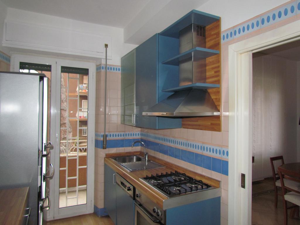 Via Dei Savorelli 4 * Rome