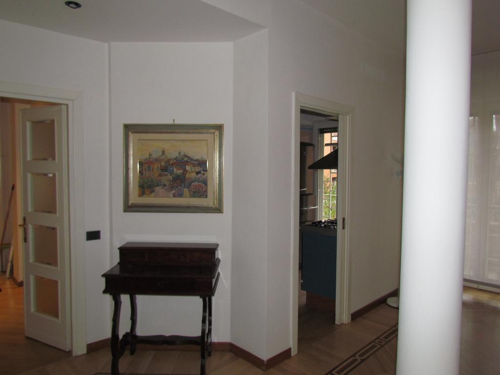 Via Dei Savorelli 4 Rome