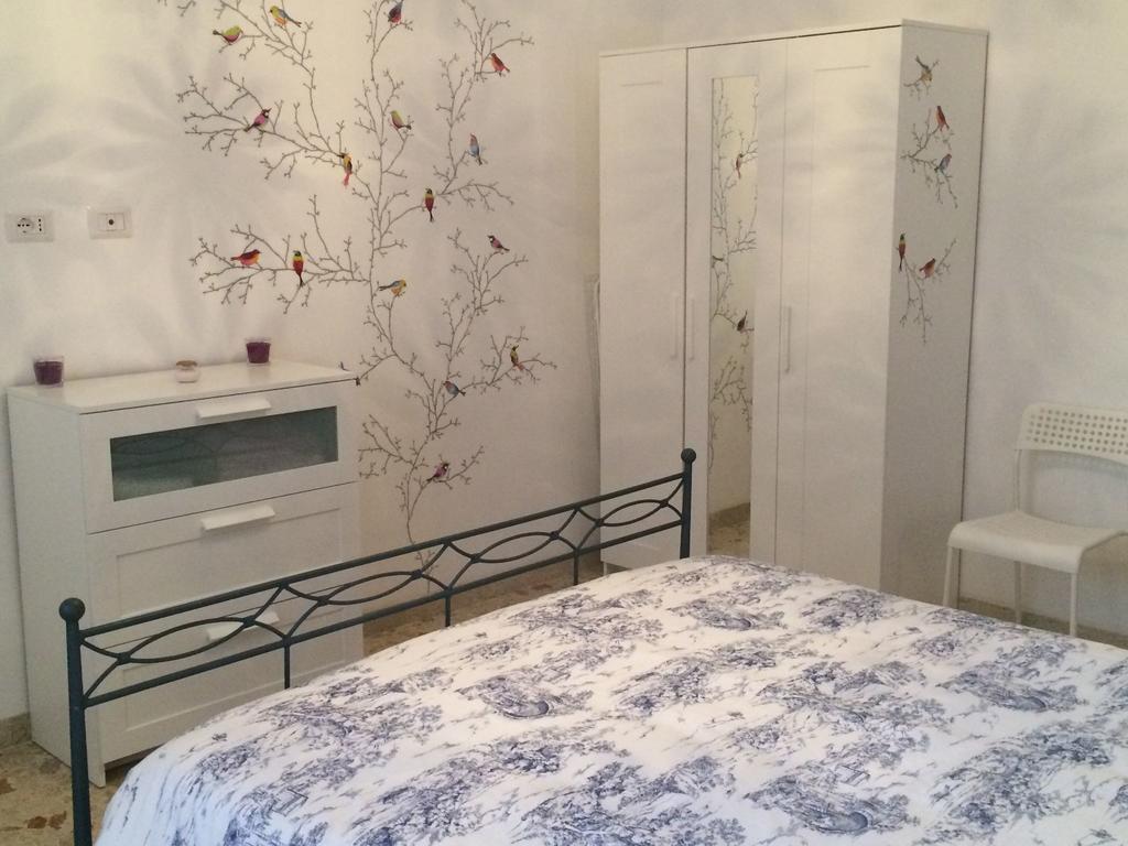 Come And Feel At In This Airy Three Bedrooms In Centre Apartment Rome