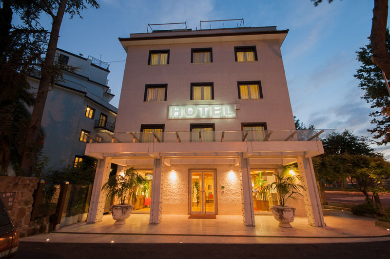 Hotel La Pergola Rome