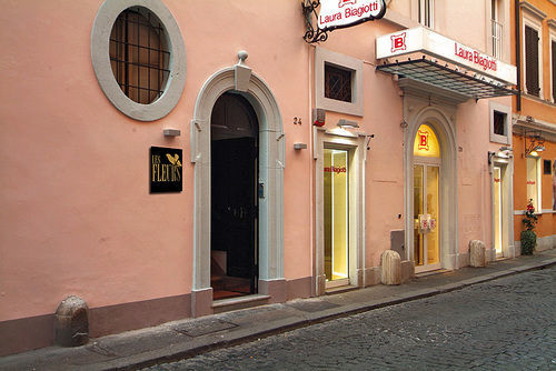 Les Fleurs Luxury House Guest house Rome
